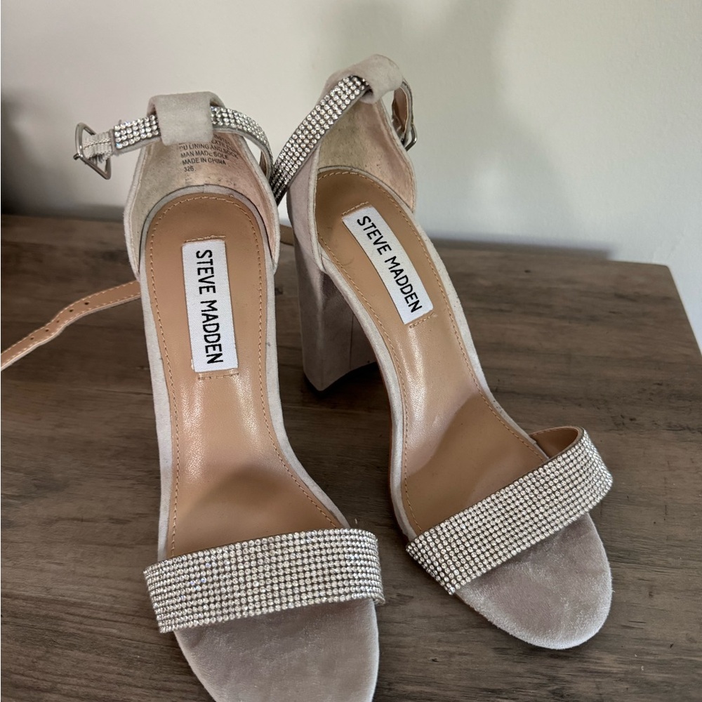 Steve Madden Silver and Cream Block Heel Sandals